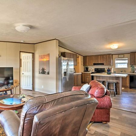Quaint Port Oconnor Home - 3 Mi To Beach! Port O'Connor Buitenkant foto