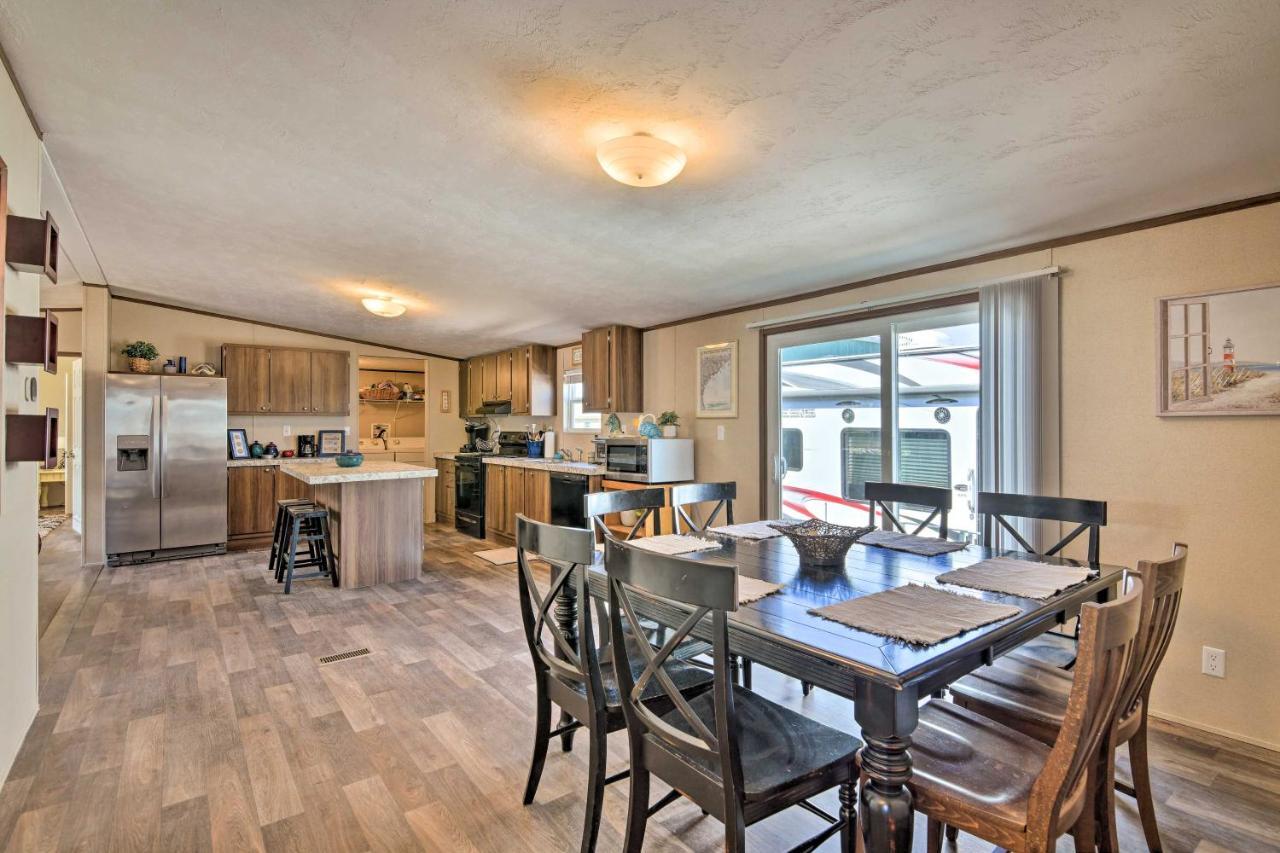 Quaint Port Oconnor Home - 3 Mi To Beach! Port O'Connor Buitenkant foto