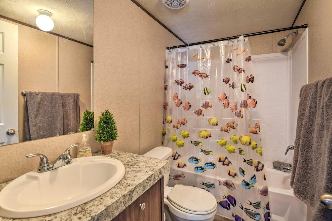 Quaint Port Oconnor Home - 3 Mi To Beach! Port O'Connor Buitenkant foto